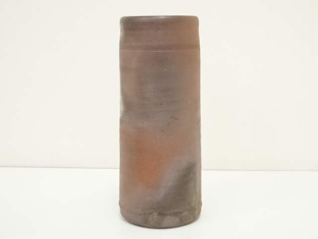  備前焼　徳永修造　花入（共箱）